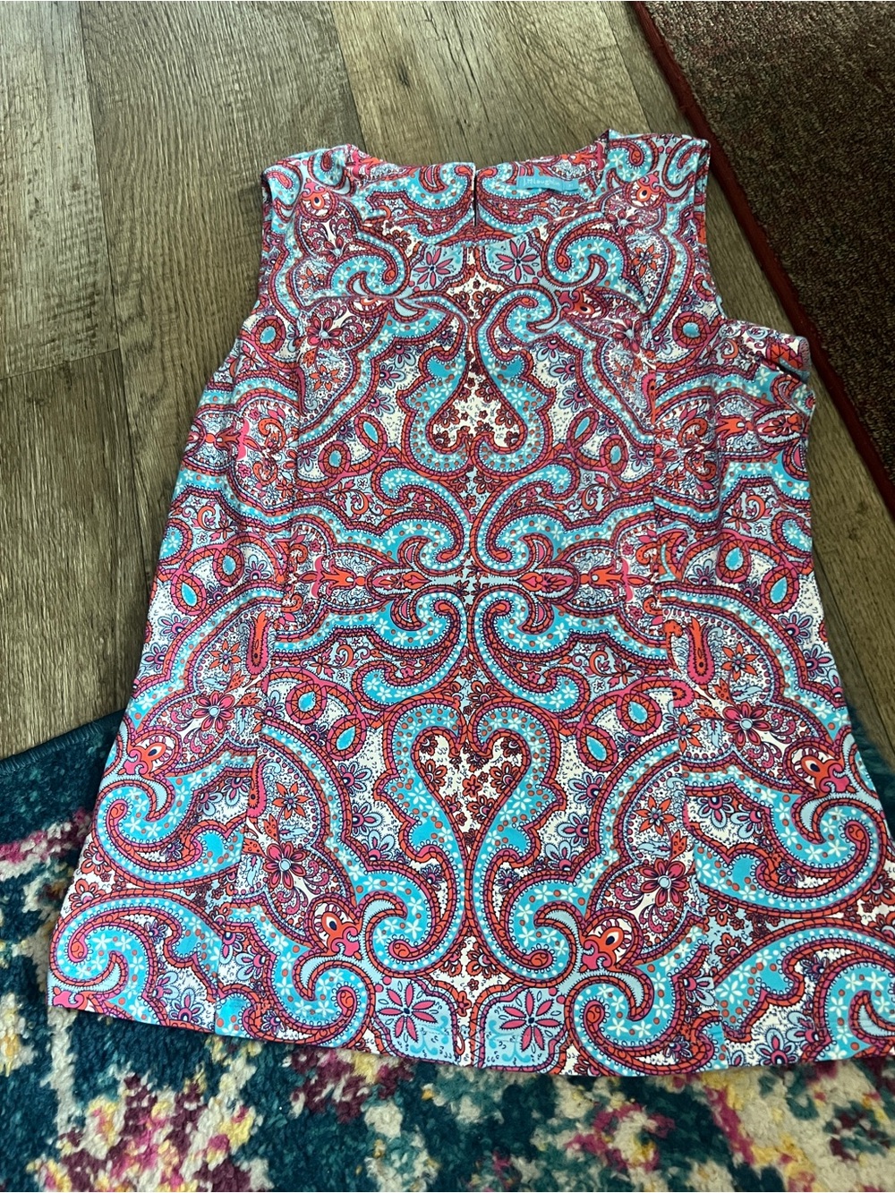 J McLaughlin paisley top size M